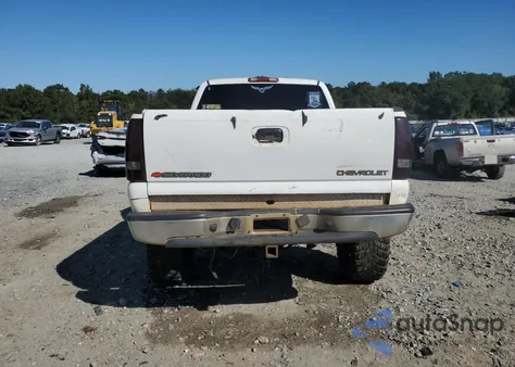 1999 Chevrolet Silverado K1500 z USA, uszkodzony, nr VIN 1GCEK19T6XE126055
